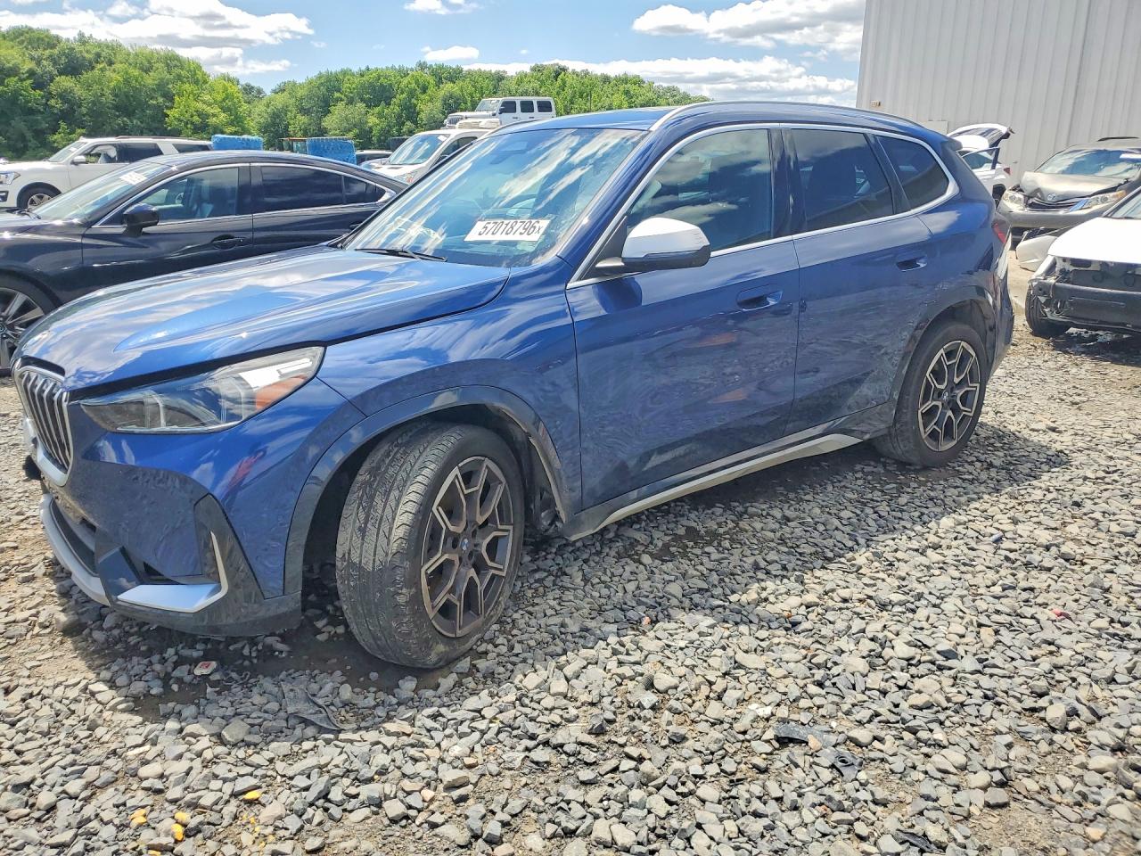 2024 BMW X1