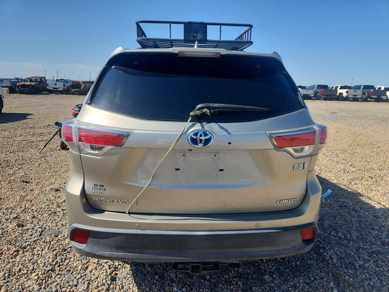2016 TOYOTA HIGHLANDER