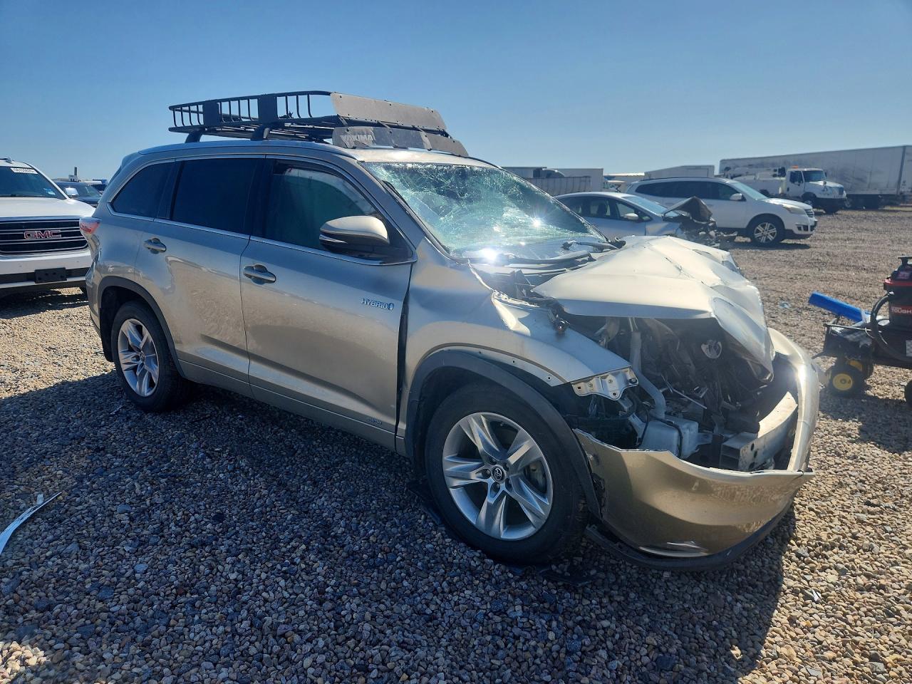 2016 TOYOTA HIGHLANDER