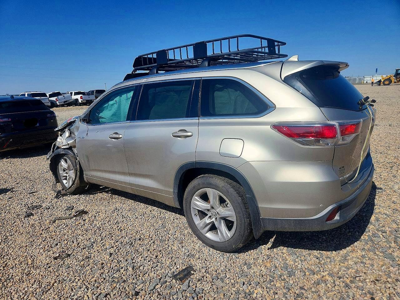 2016 TOYOTA HIGHLANDER