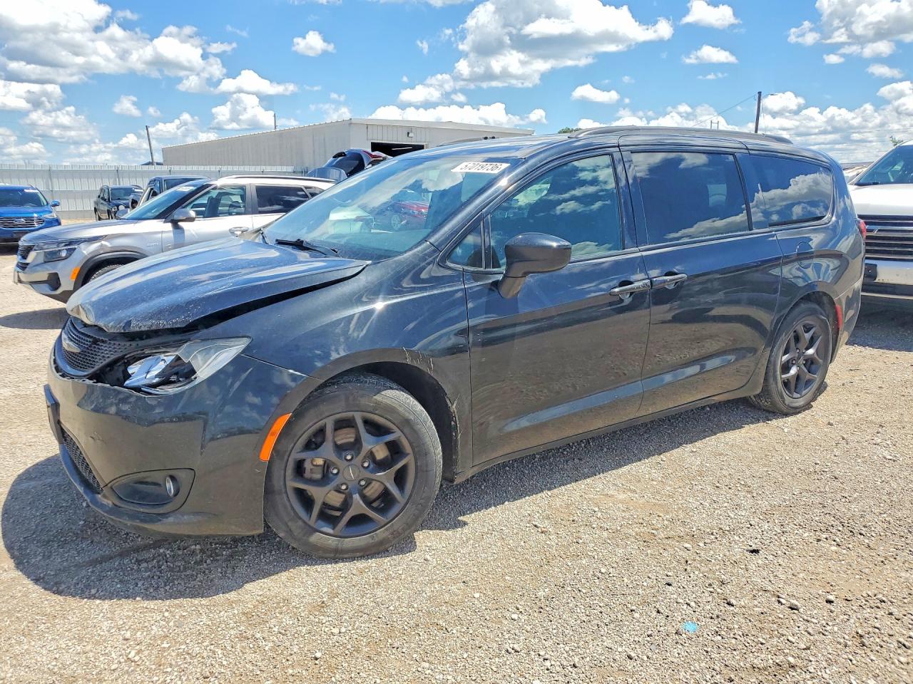 2019 CHRYSLER PACIFICA