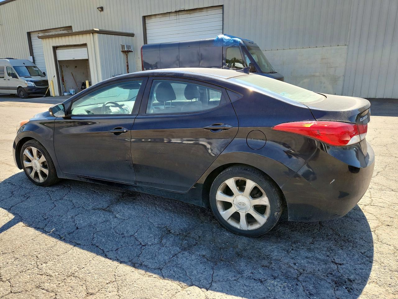 2012 HYUNDAI ELANTRA