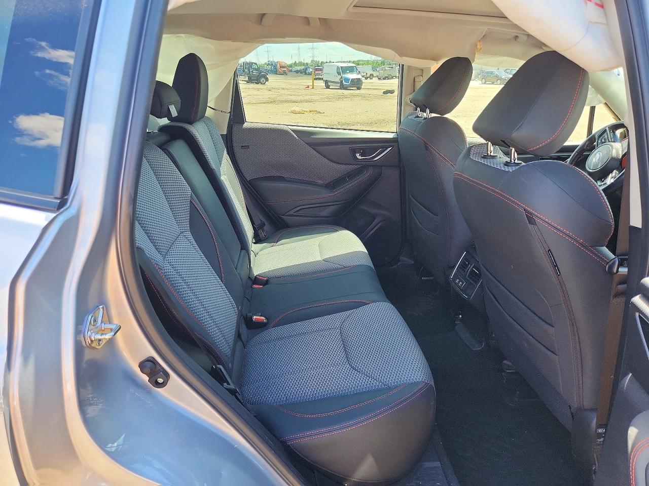 2023 SUBARU FORESTER