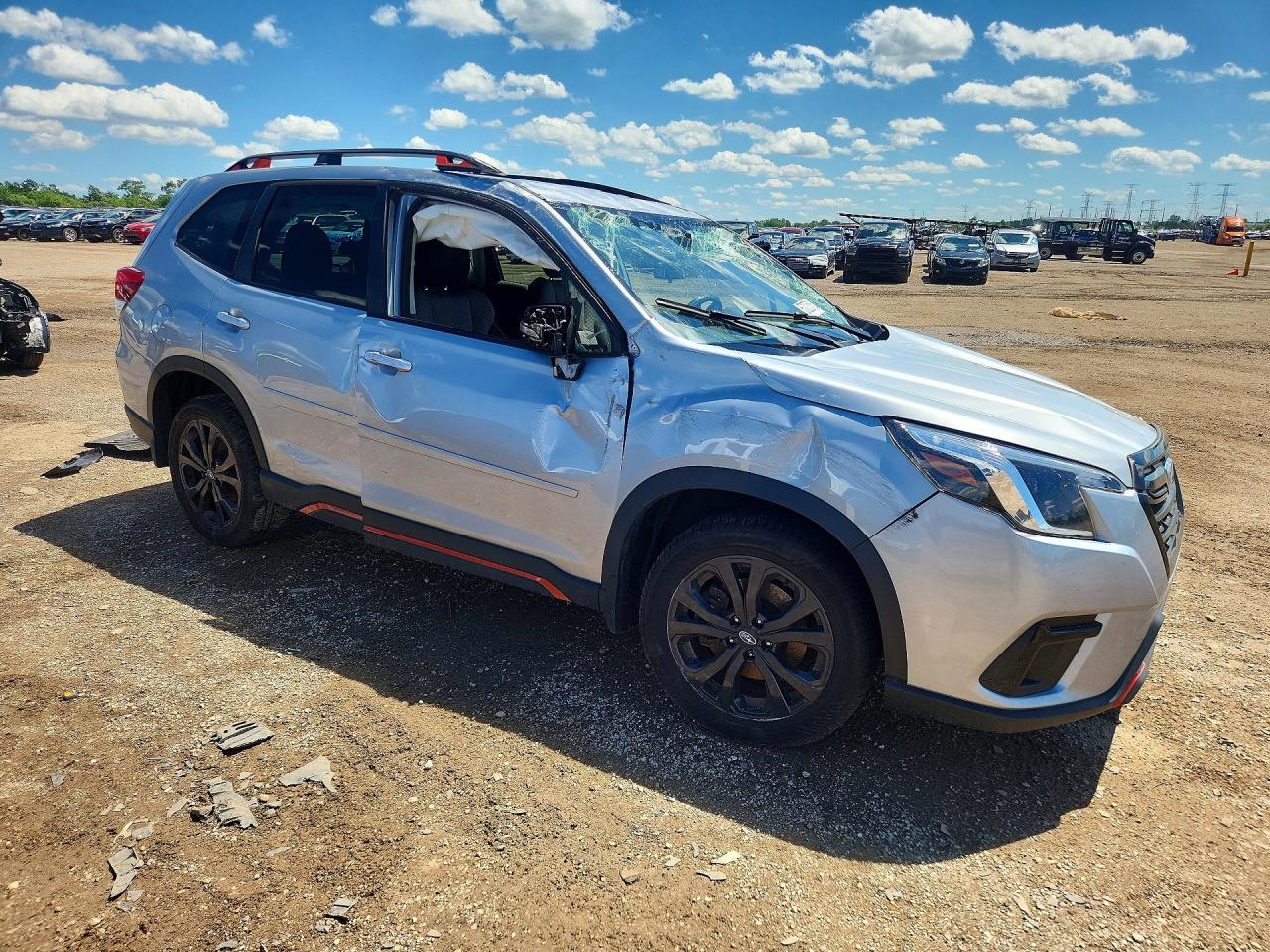2023 SUBARU FORESTER