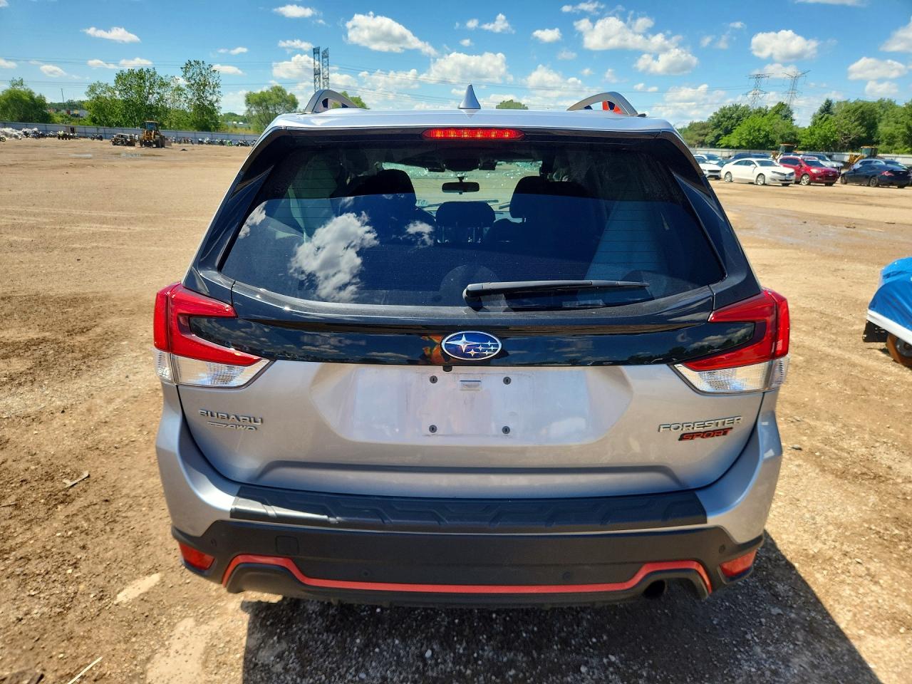 2023 SUBARU FORESTER