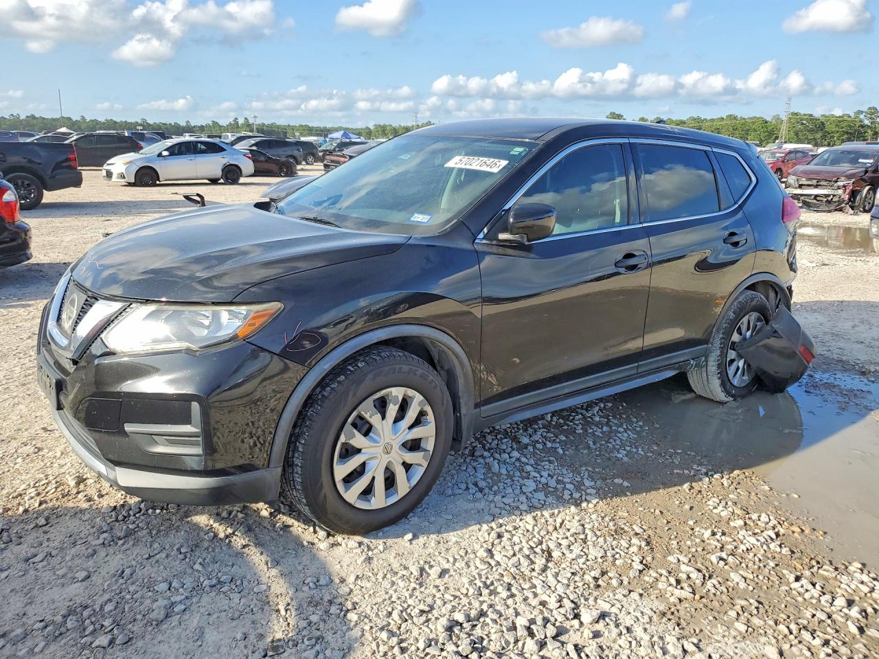 2017 NISSAN ROGUE