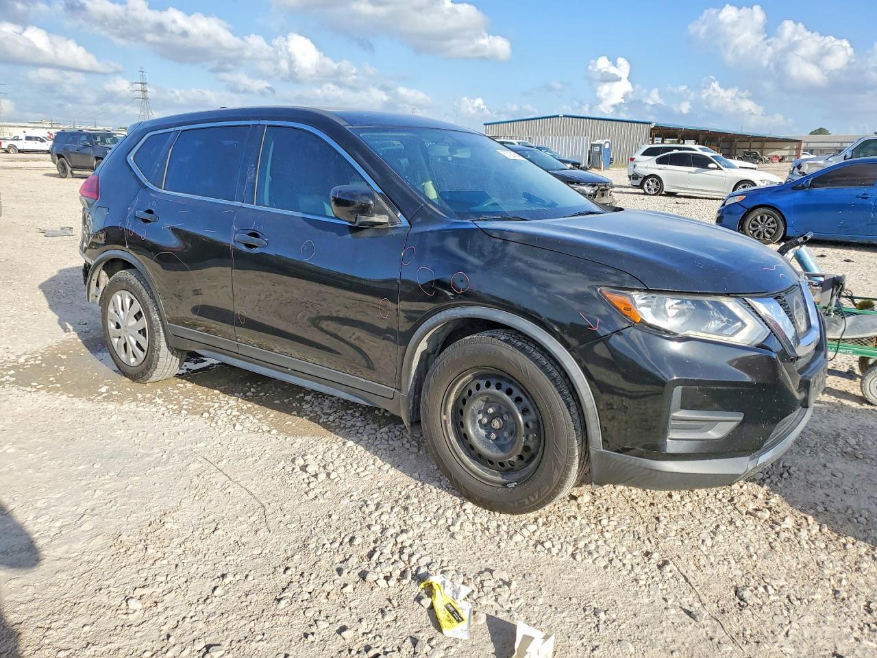 2017 NISSAN ROGUE