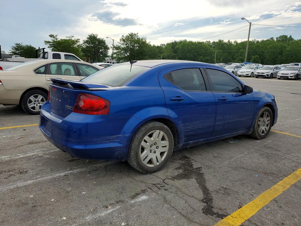 2013 DODGE AVENGER