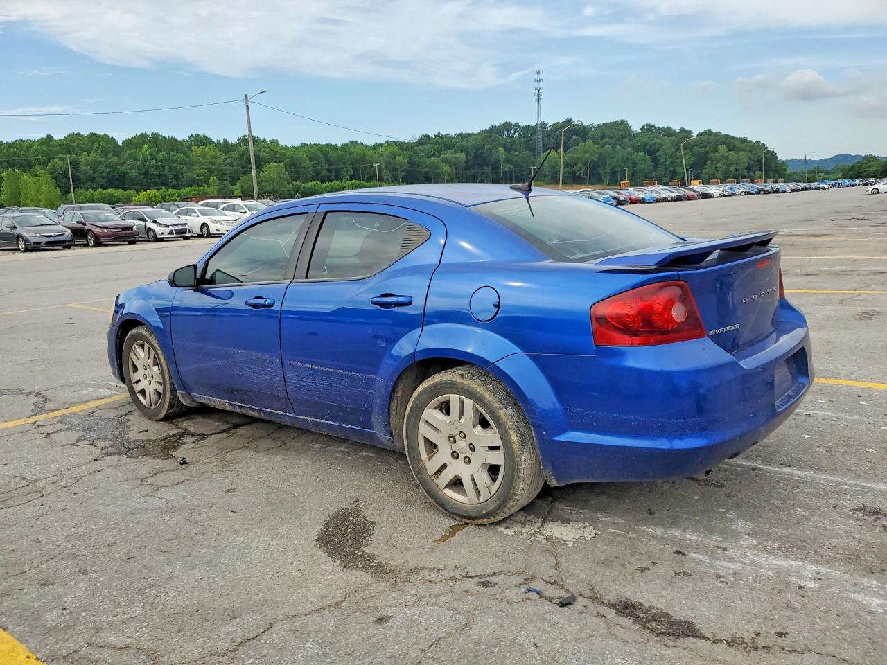 2013 DODGE AVENGER