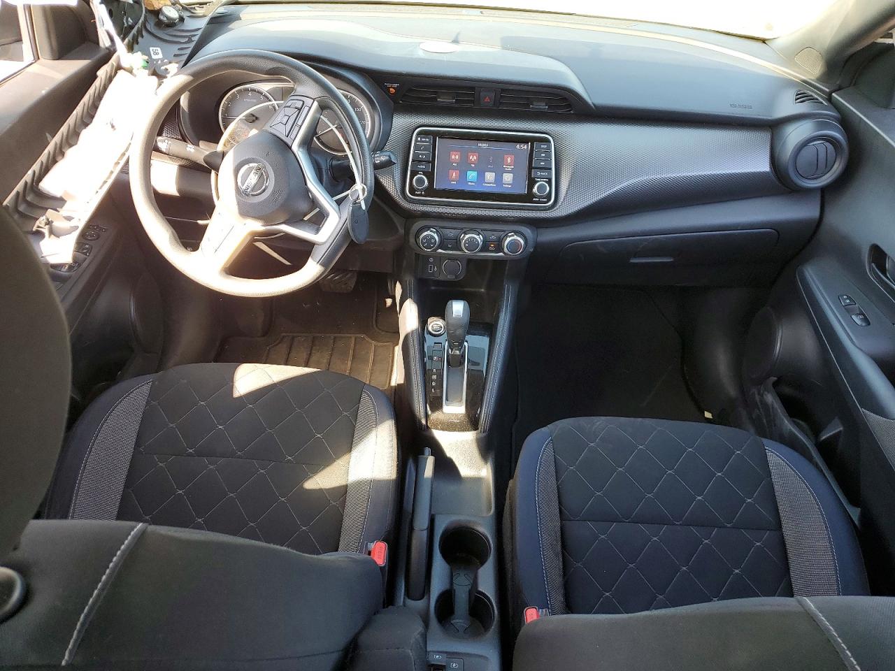 2019 NISSAN KICKS