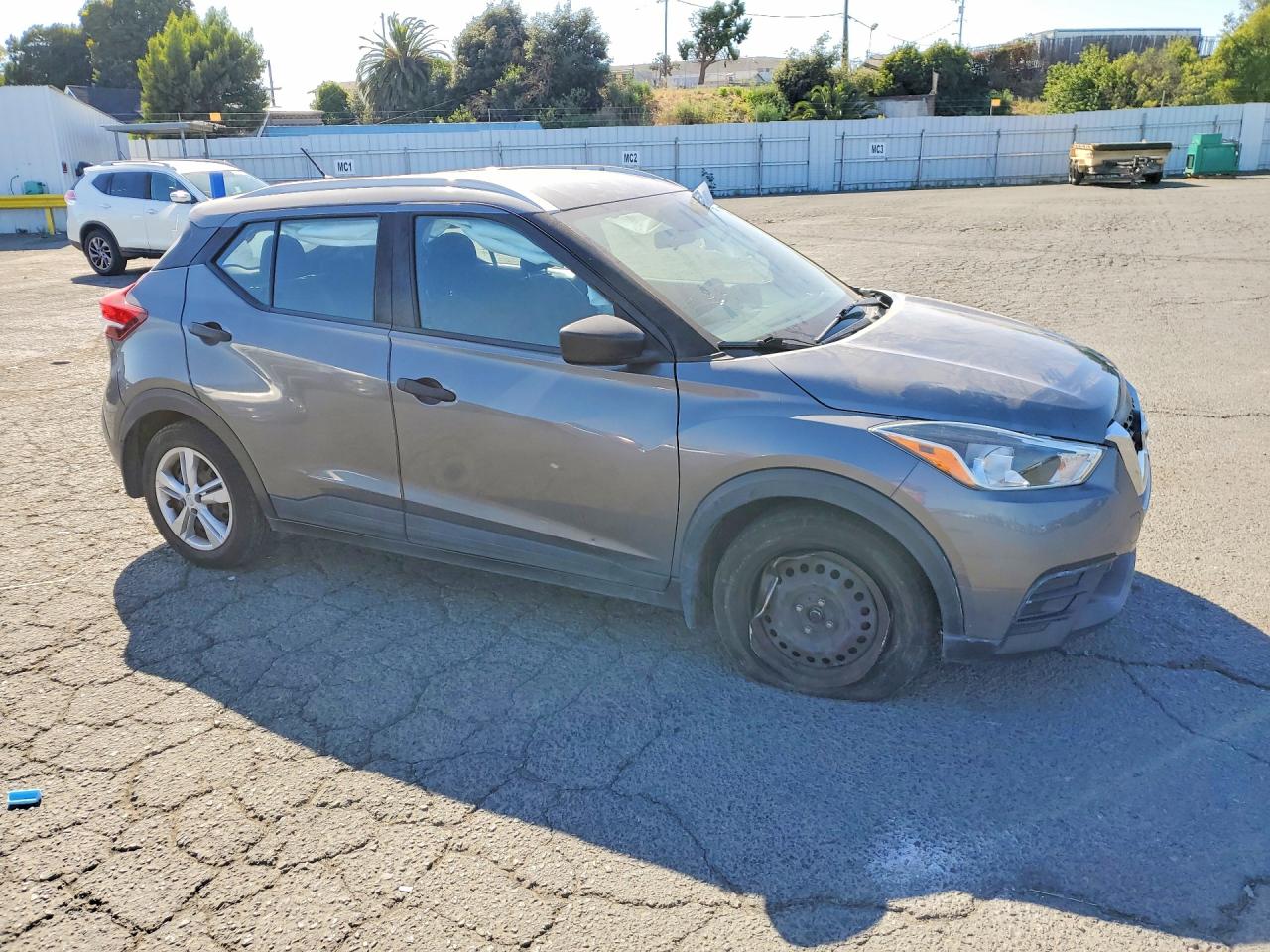 2019 NISSAN KICKS