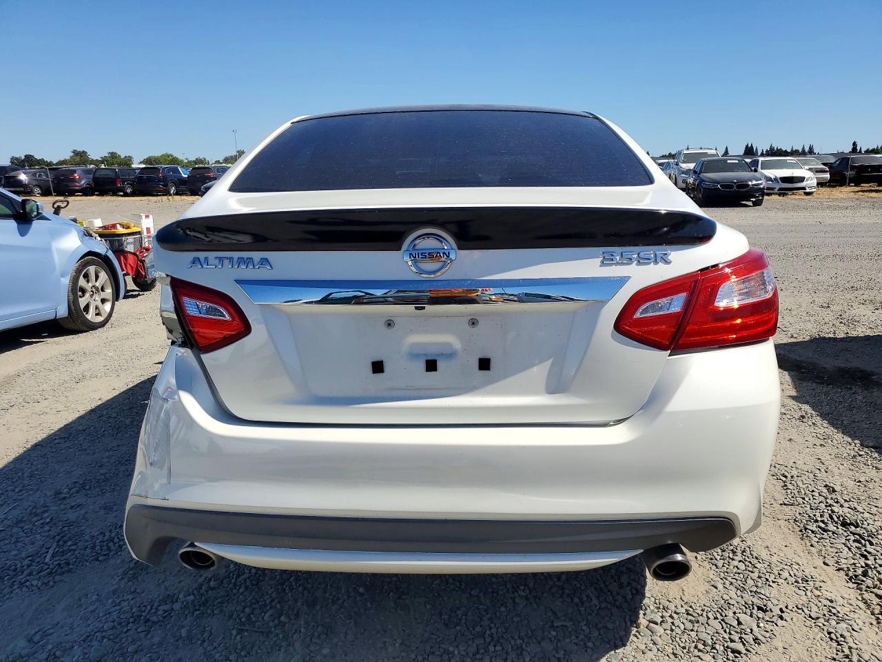 2016 NISSAN ALTIMA