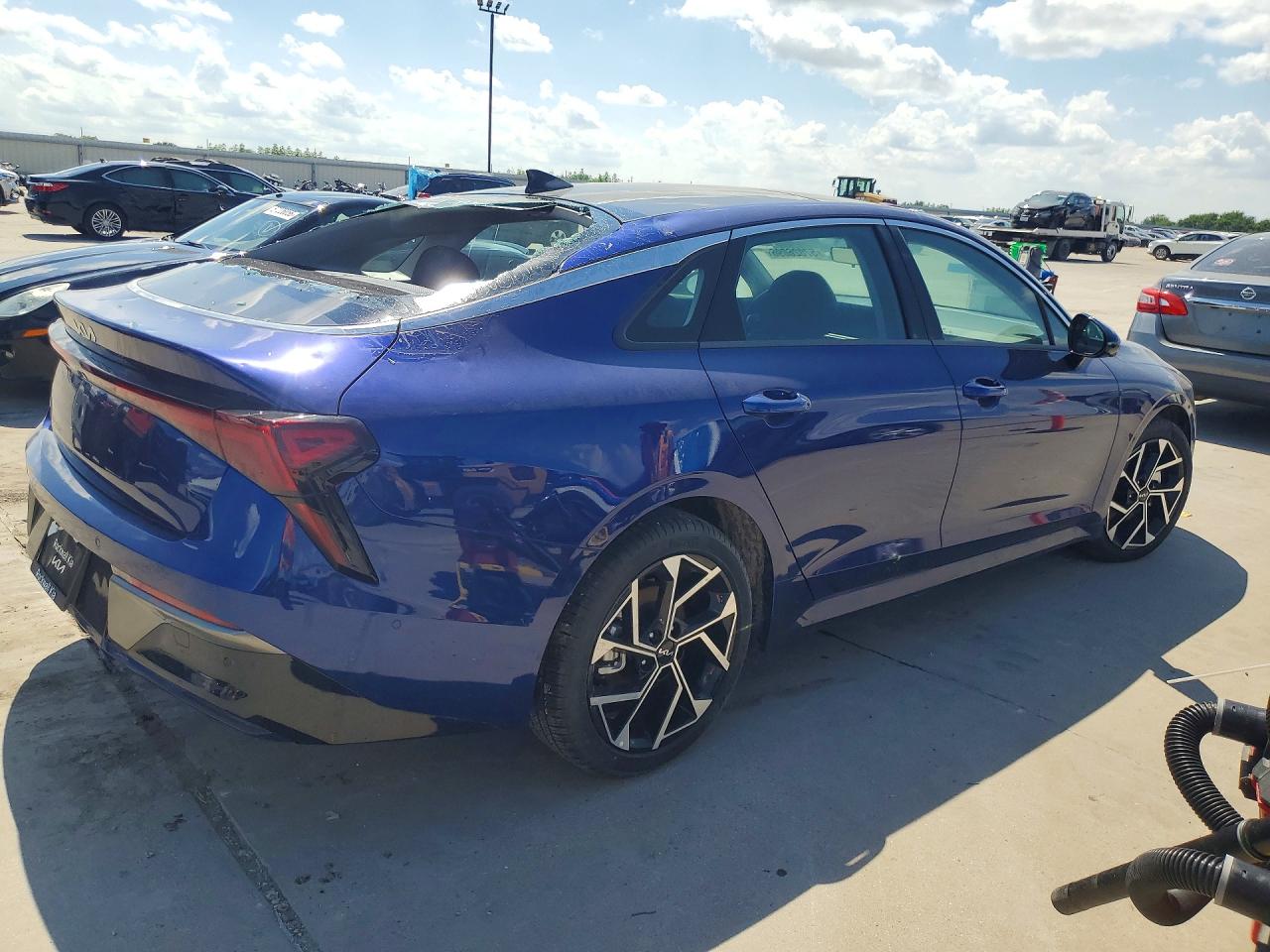 2025 KIA K5