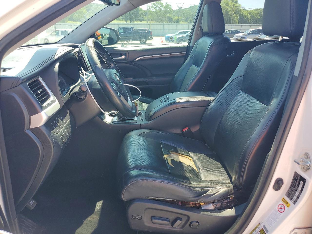 2015 TOYOTA HIGHLANDER