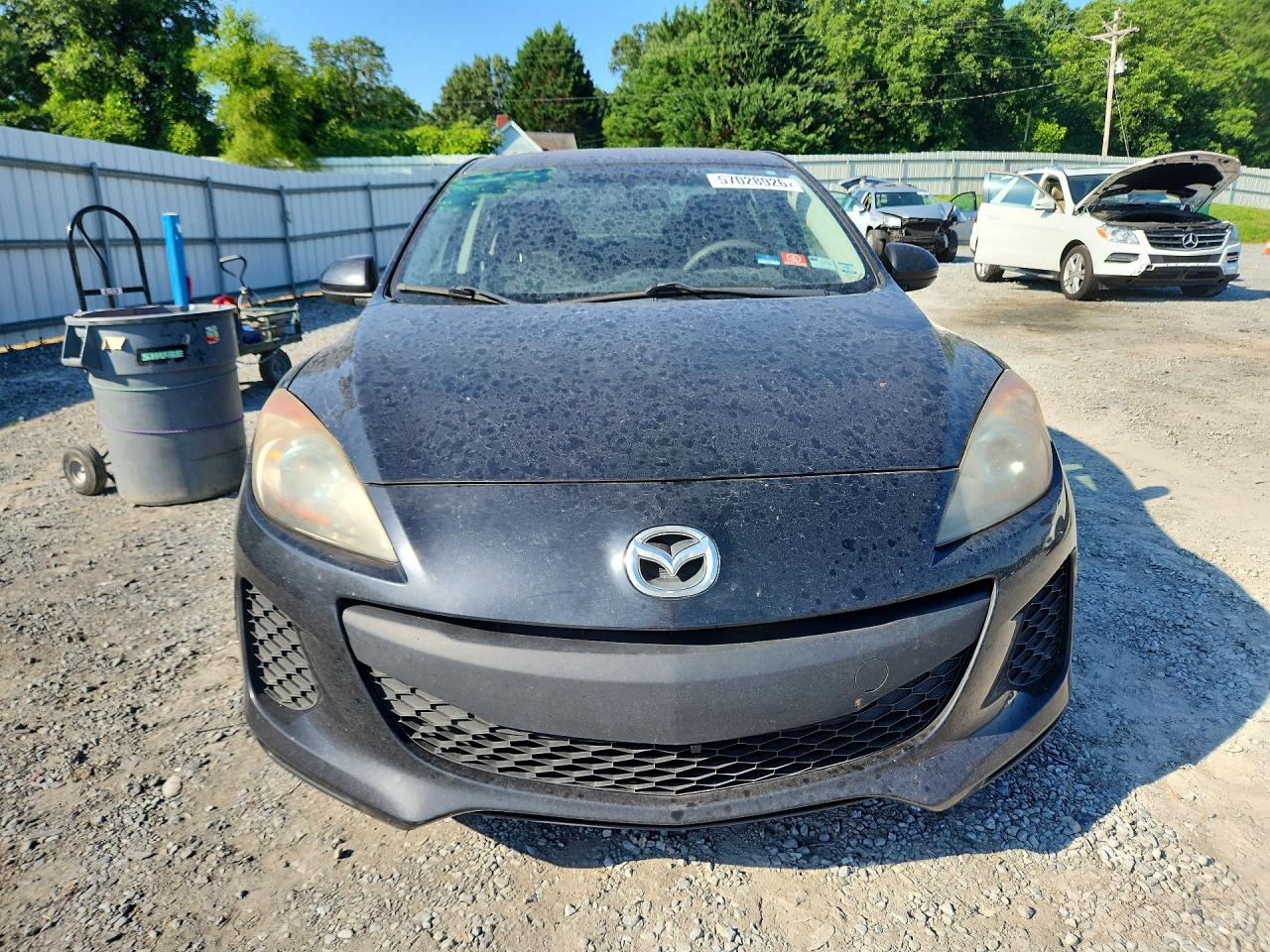 2013 MAZDA 3
