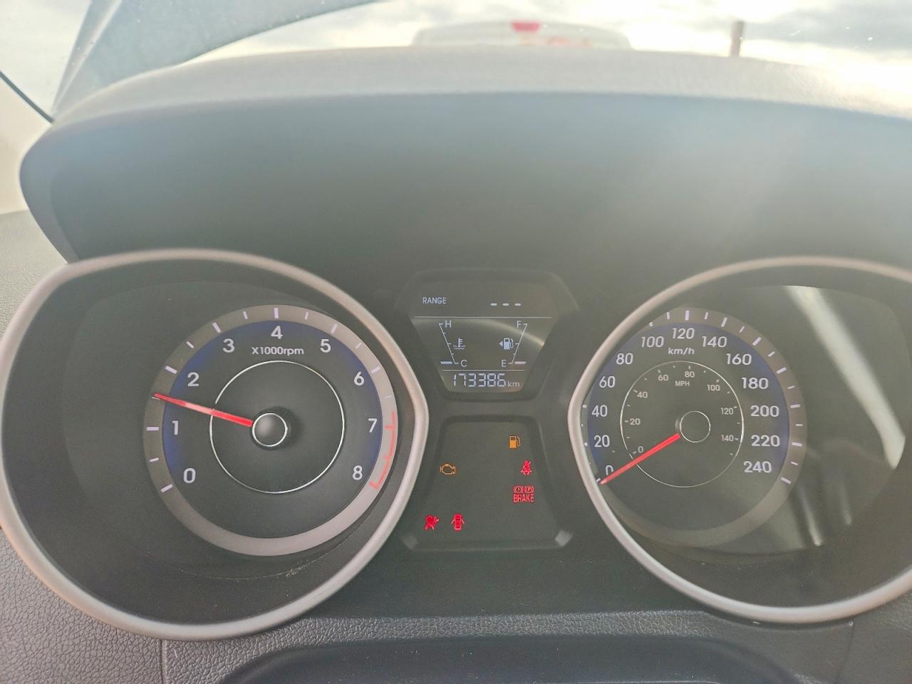 2016 HYUNDAI ELANTRA