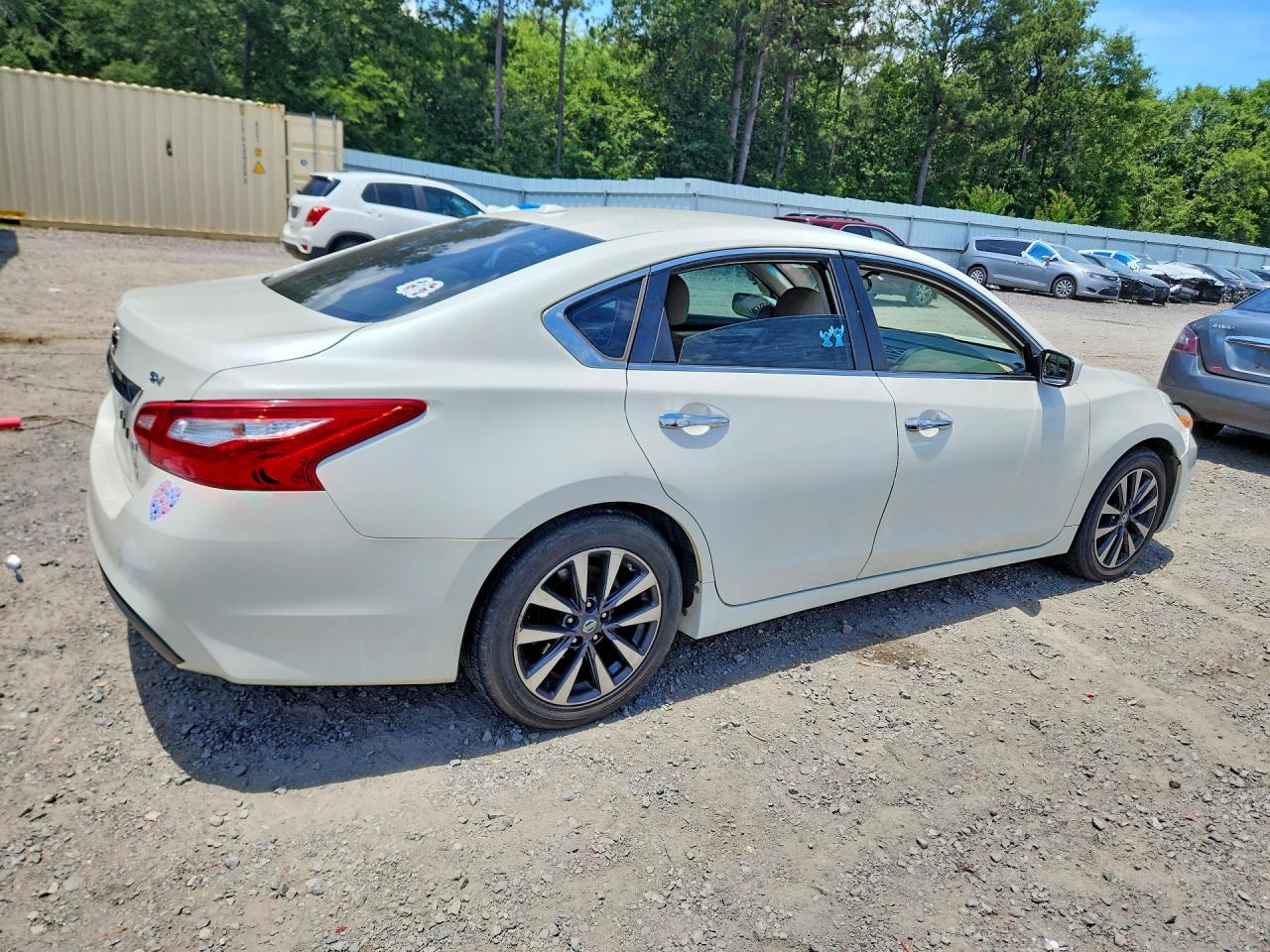 2017 NISSAN ALTIMA