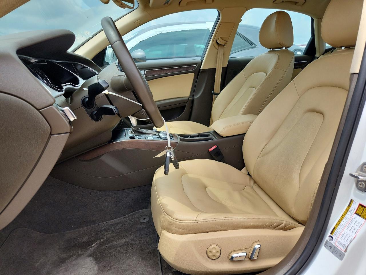 2015 AUDI A4