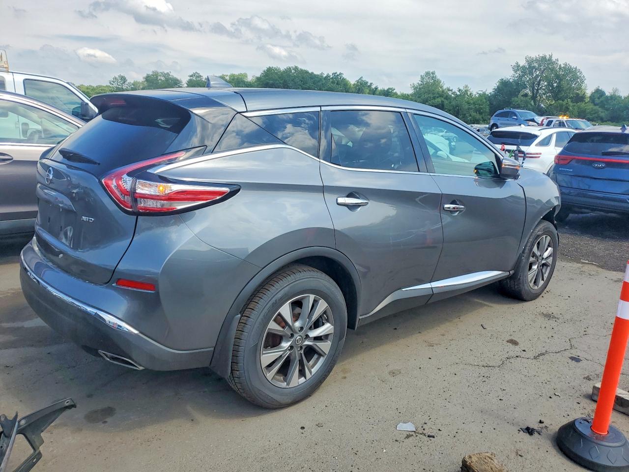 2016 NISSAN MURANO