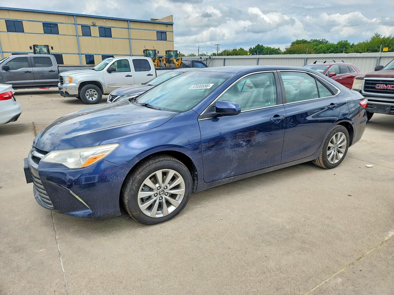 2017 TOYOTA CAMRY