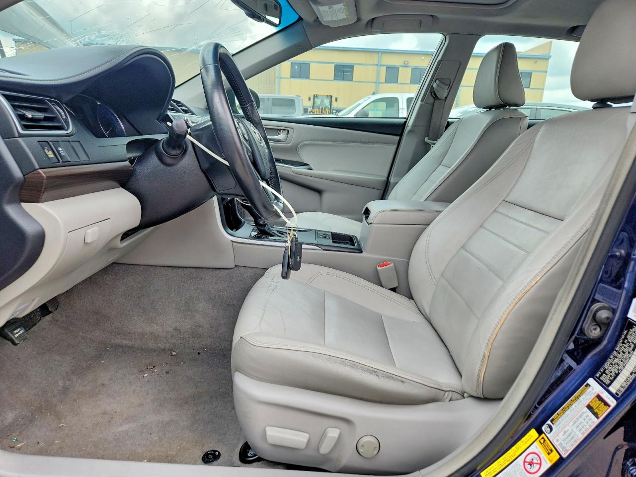 2017 TOYOTA CAMRY