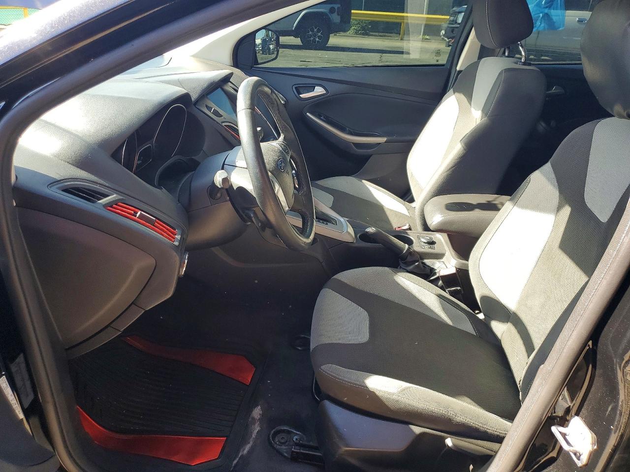2012 FORD FOCUS