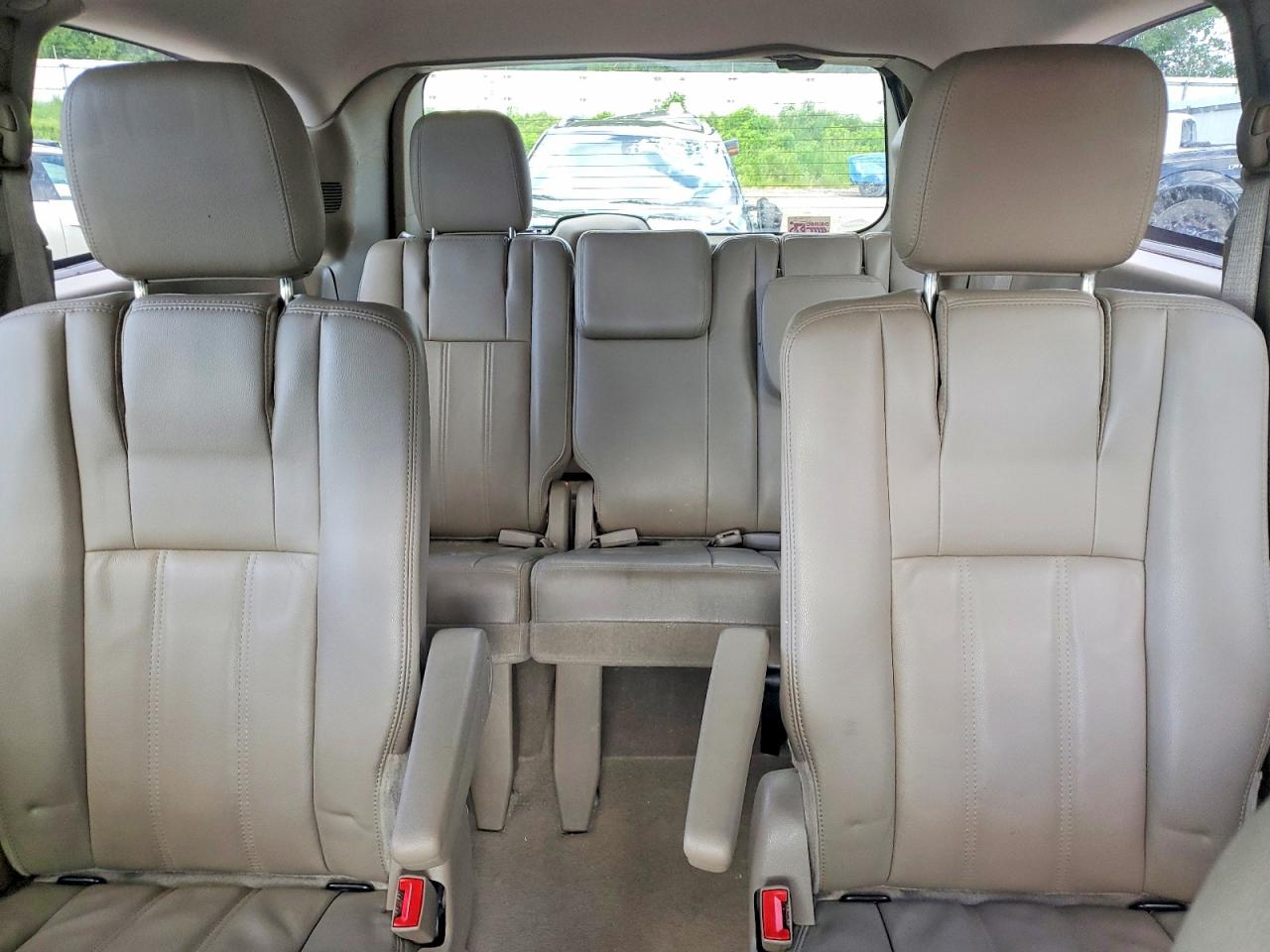 2013 CHRYSLER MINIVAN