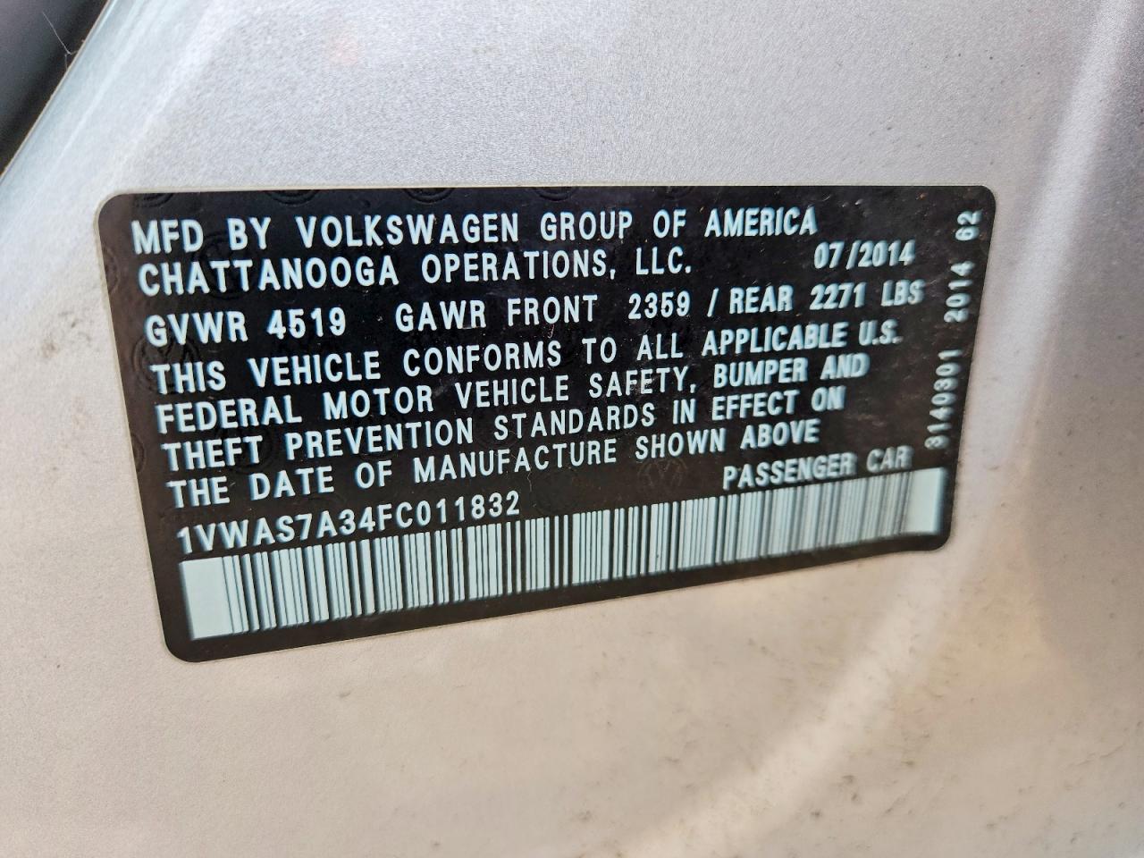 2015 VOLKSWAGEN PASSAT