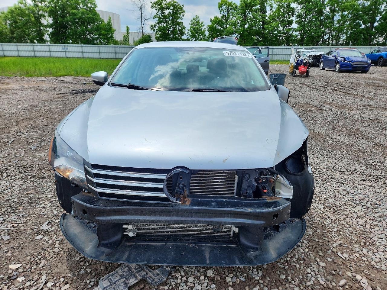 2015 VOLKSWAGEN PASSAT