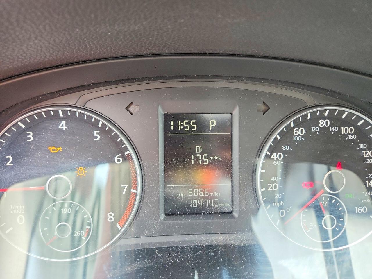 2015 VOLKSWAGEN PASSAT