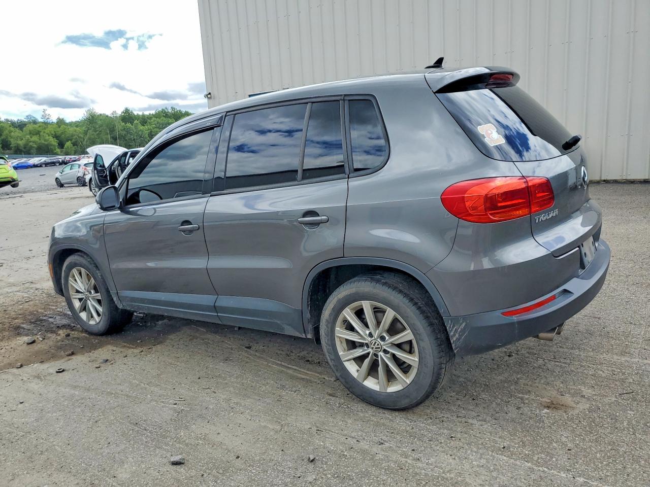 2014 VOLKSWAGEN TIGUAN