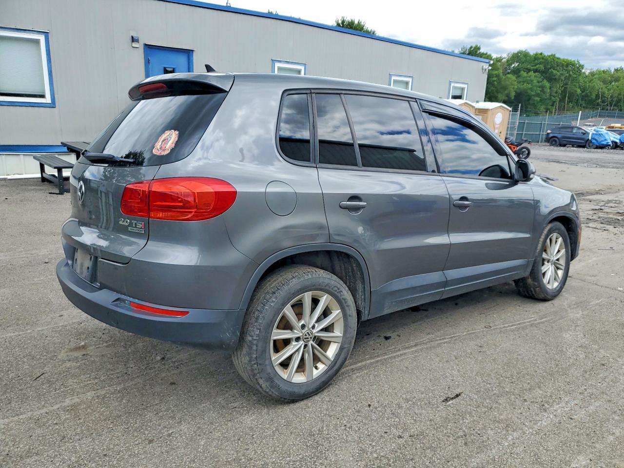 2014 VOLKSWAGEN TIGUAN