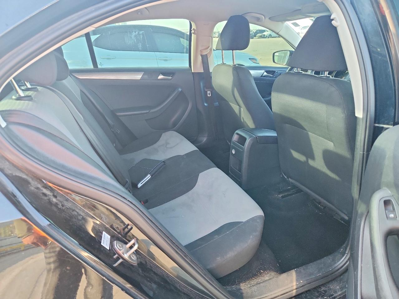 2018 VOLKSWAGEN JETTA