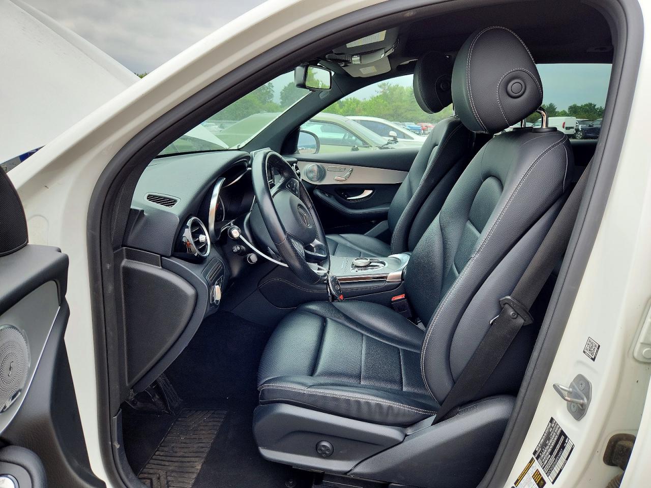 2019 MERCEDES-BENZ GLC-CLASS