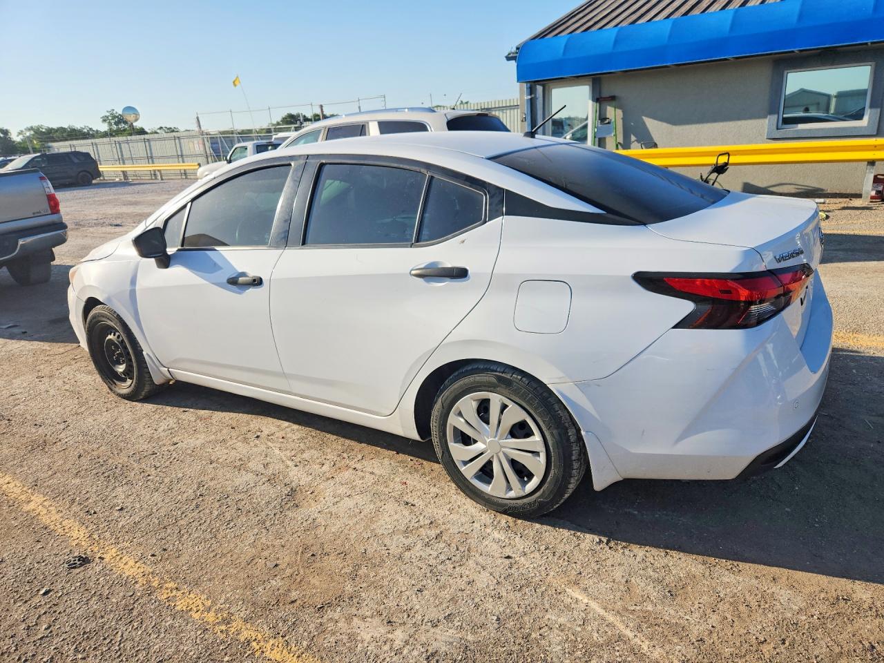2020 NISSAN VERSA