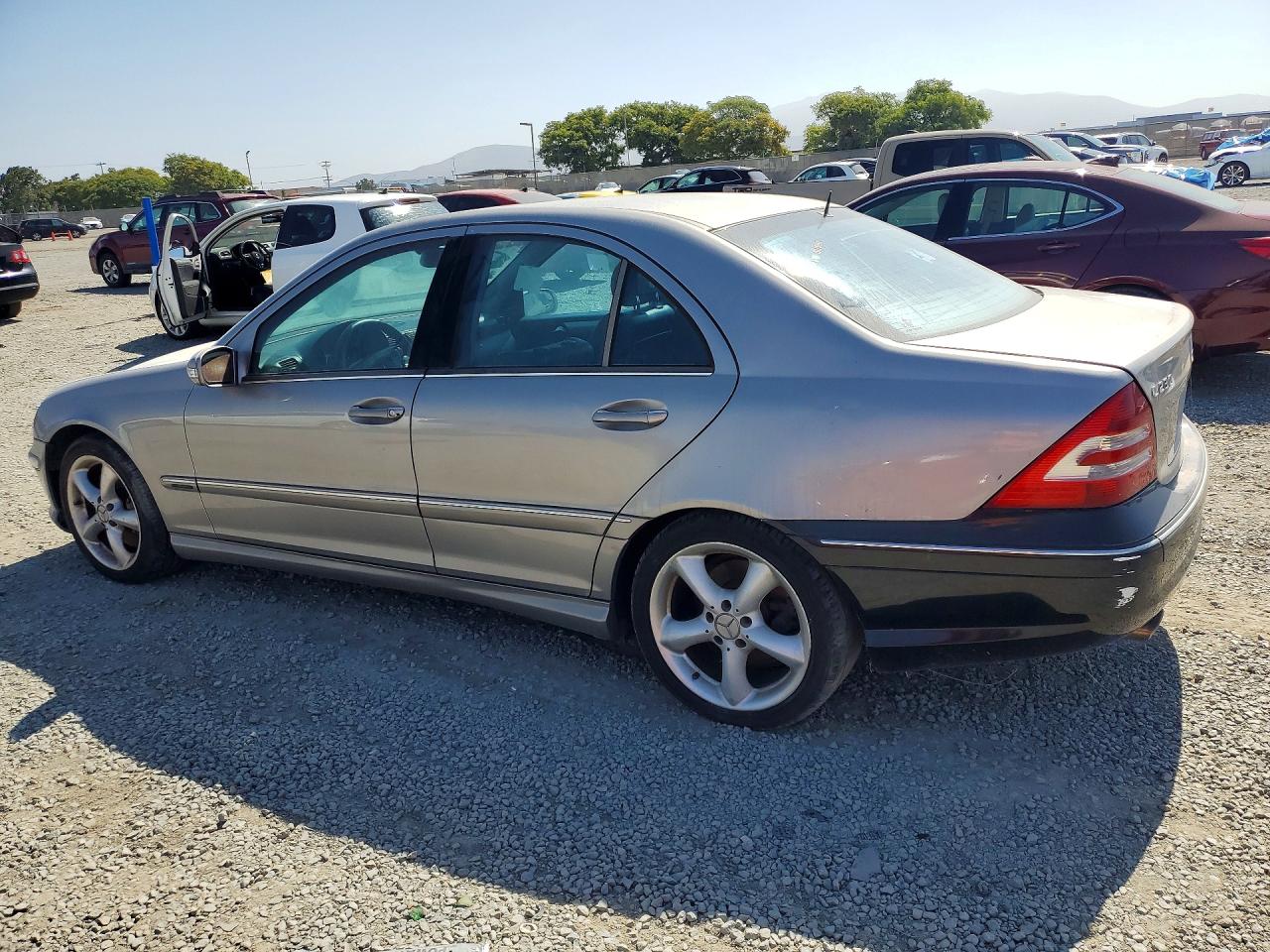 2005 MERCEDES-BENZ C-CLASS