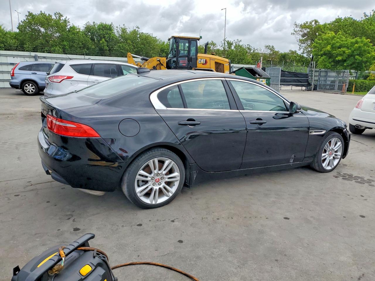 2019 JAGUAR XE