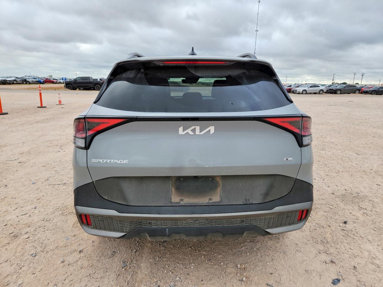 2024 KIA SPORTAGE X