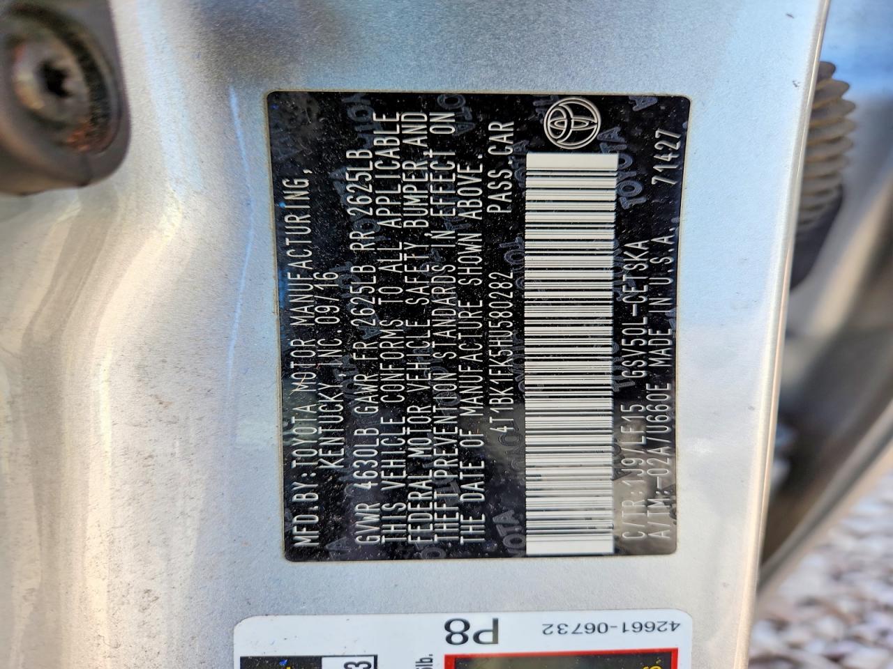 2017 TOYOTA CAMRY
