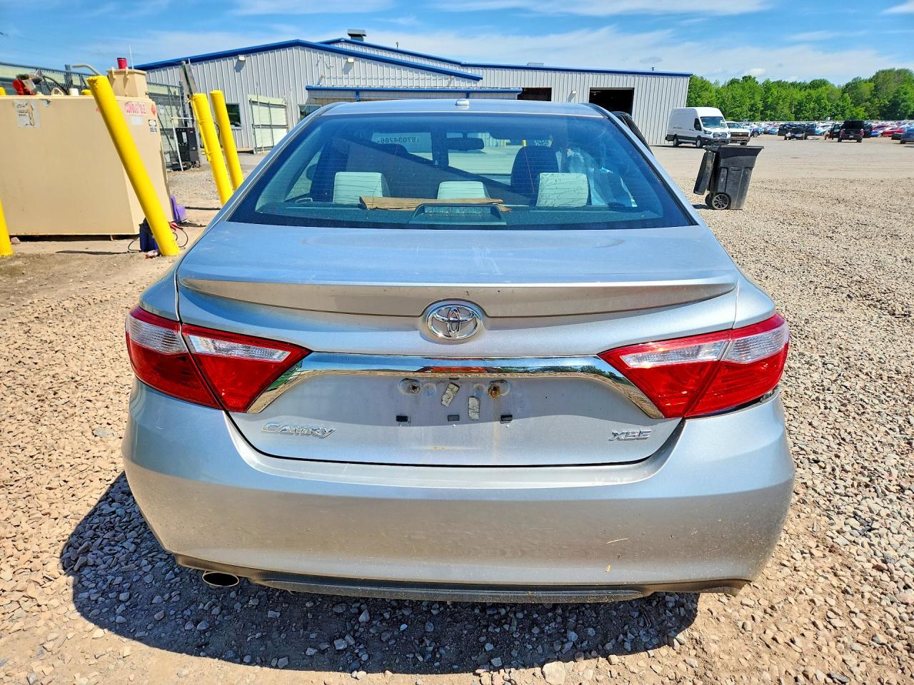 2017 TOYOTA CAMRY