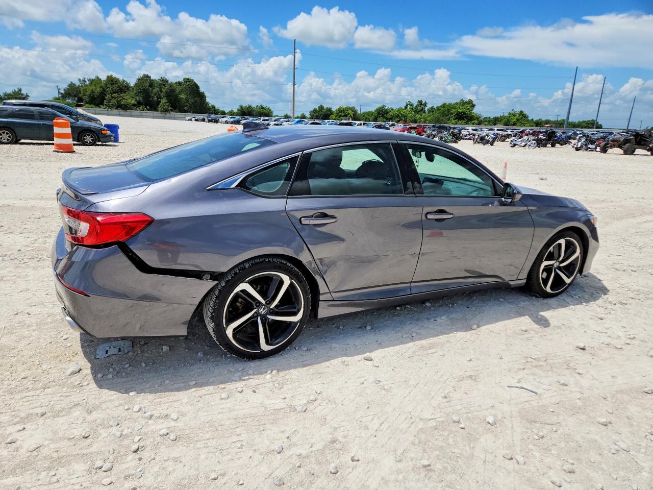 2018 HONDA ACCORD