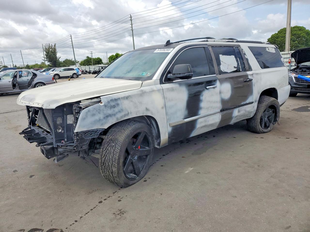 2016 CADILLAC ESCALADE