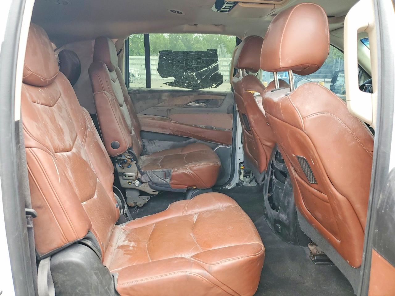 2016 CADILLAC ESCALADE