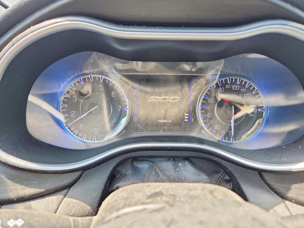 2015 CHRYSLER 200