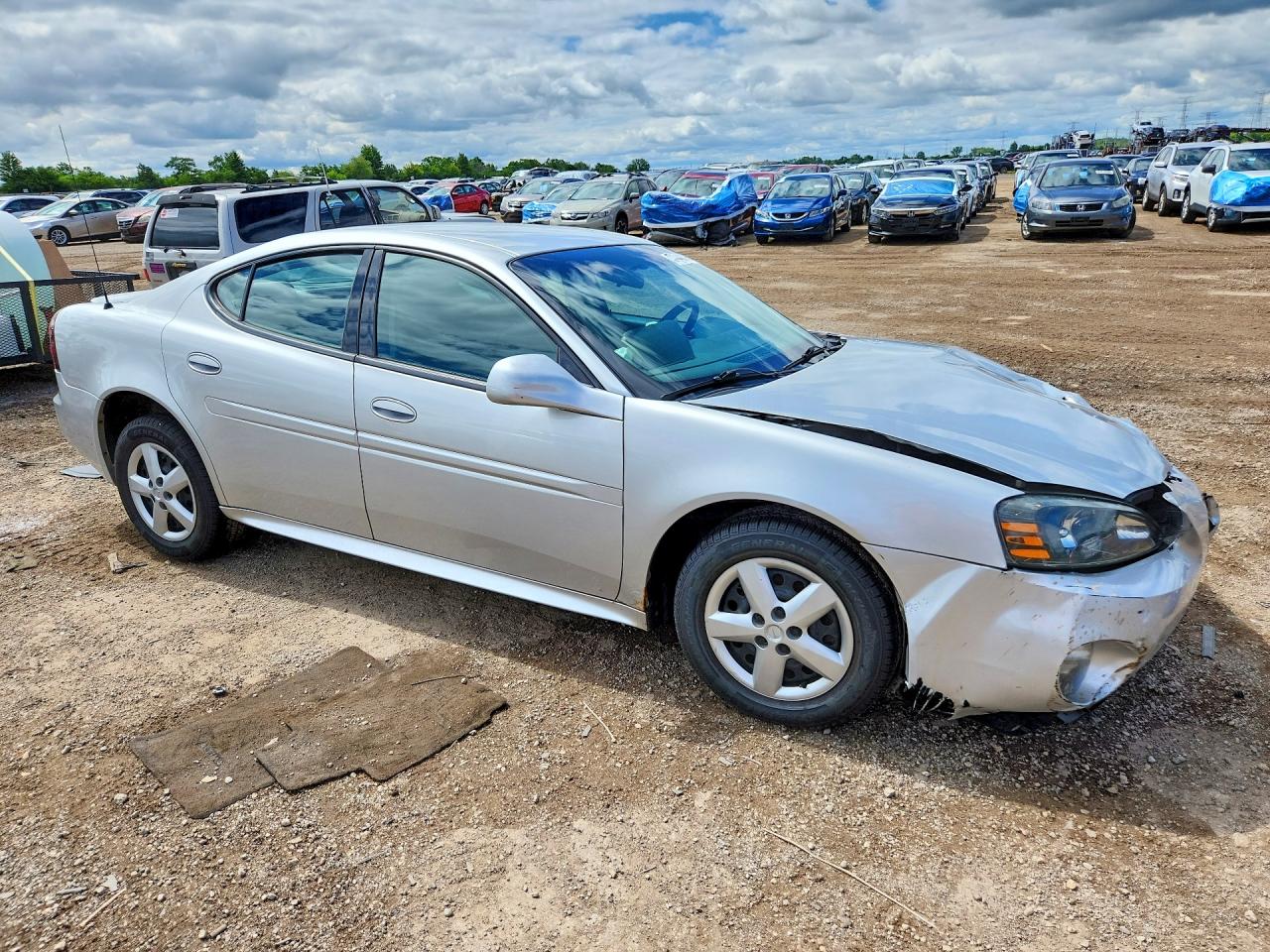 2005 PONTIAC GRANDPRIX