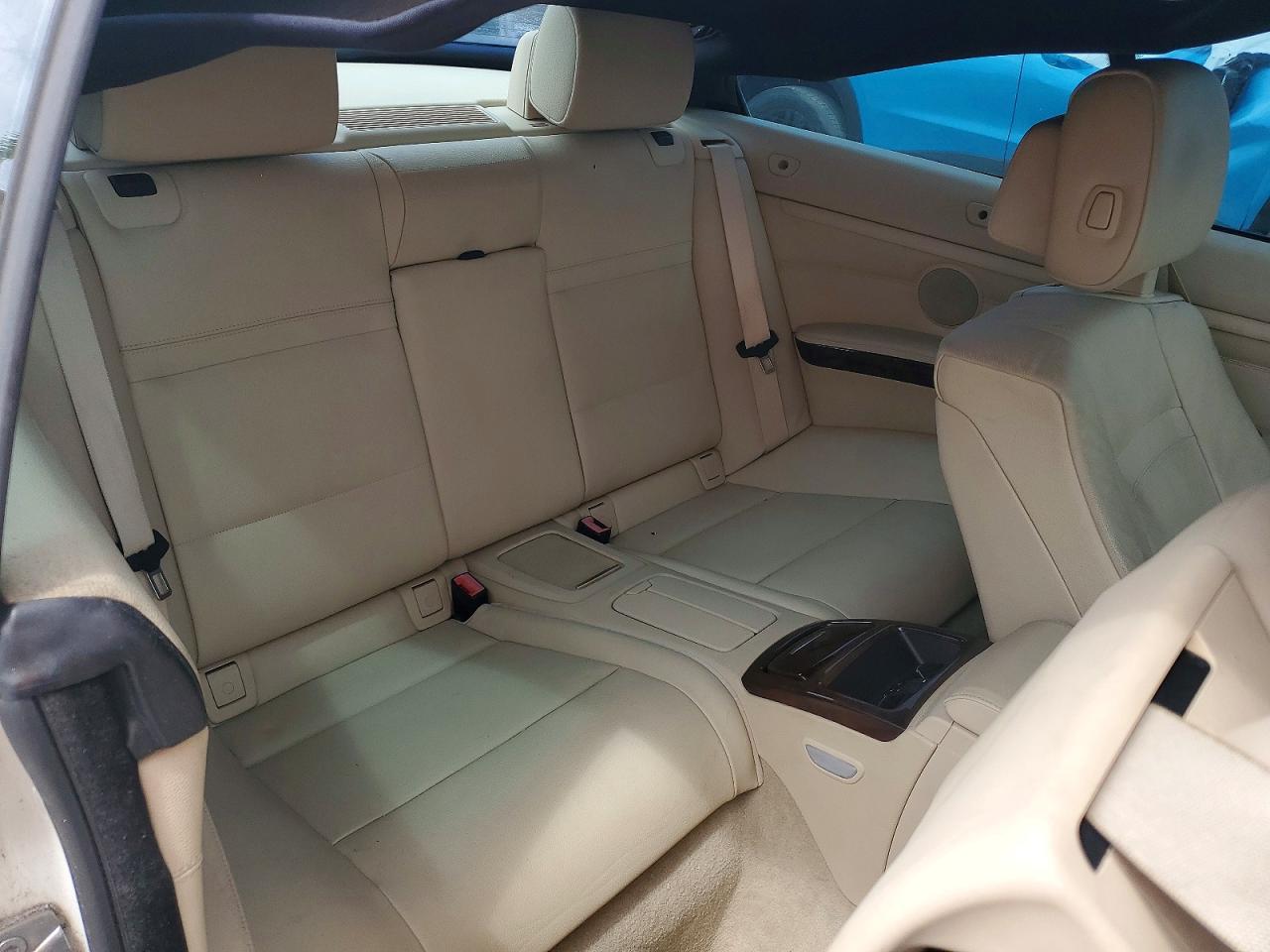 2011 BMW 3 SERIES