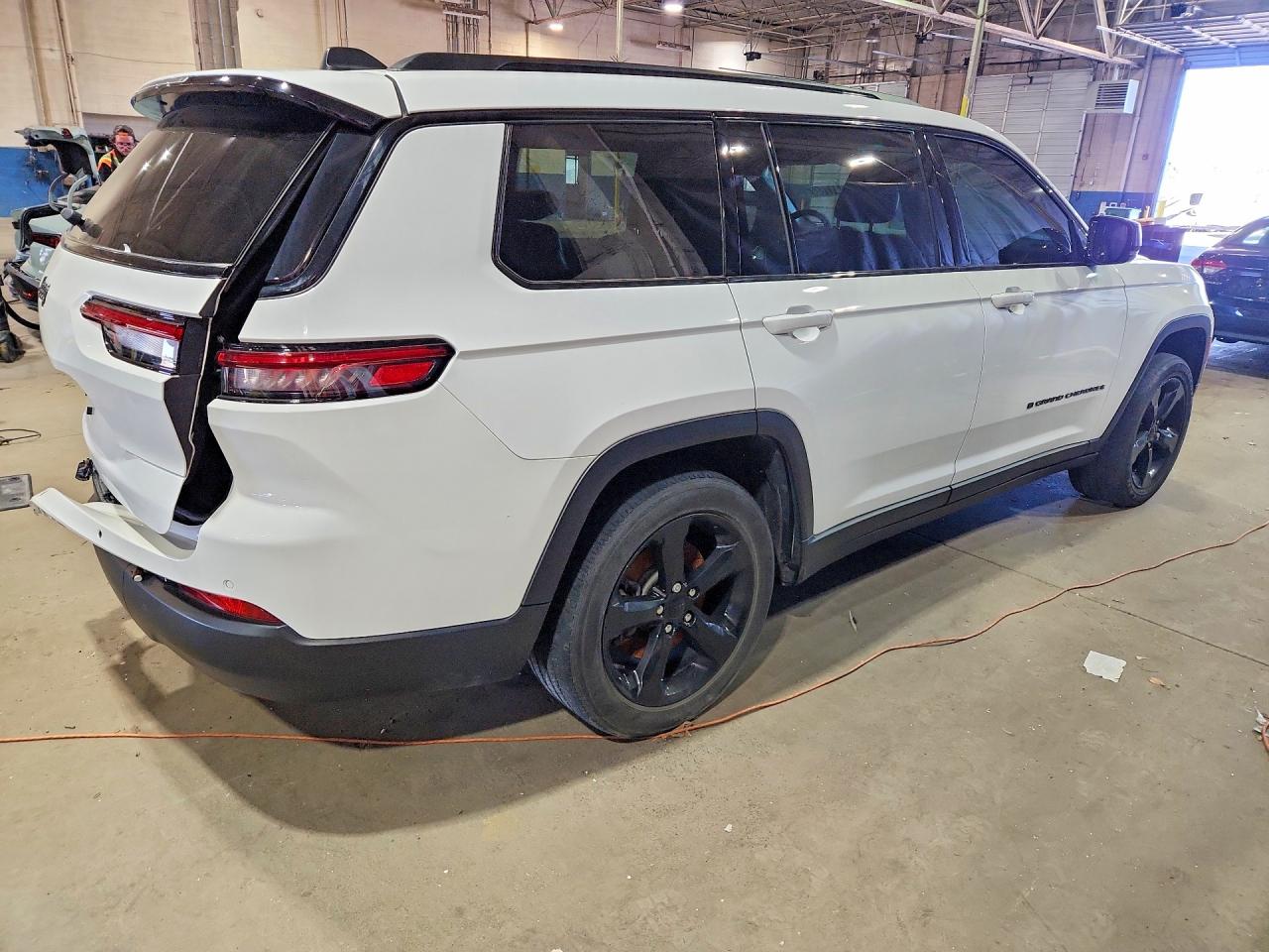2023 JEEP CHEROKEE