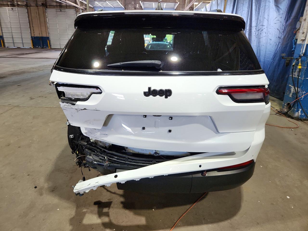 2023 JEEP CHEROKEE