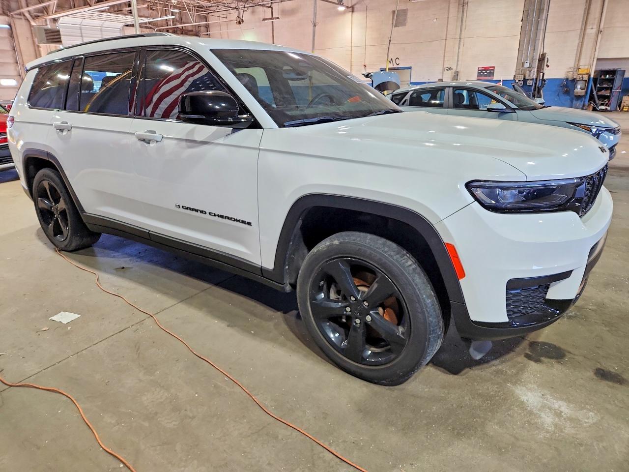 2023 JEEP CHEROKEE
