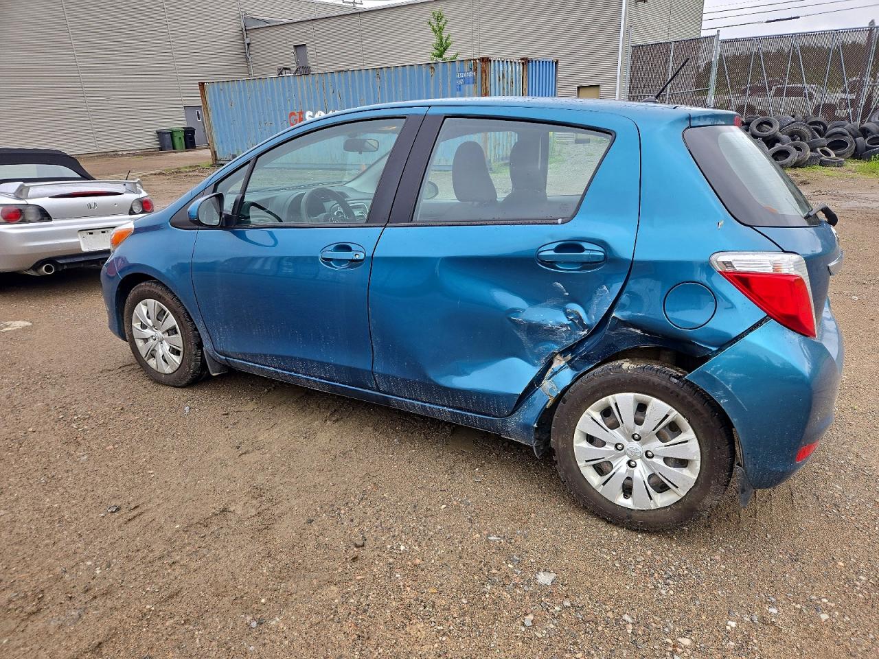 2014 TOYOTA YARIS 5-DO